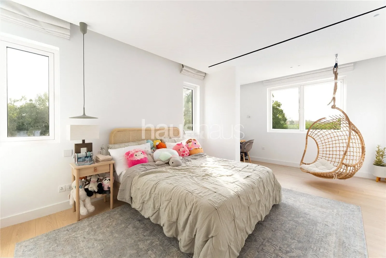Gallery photo 2