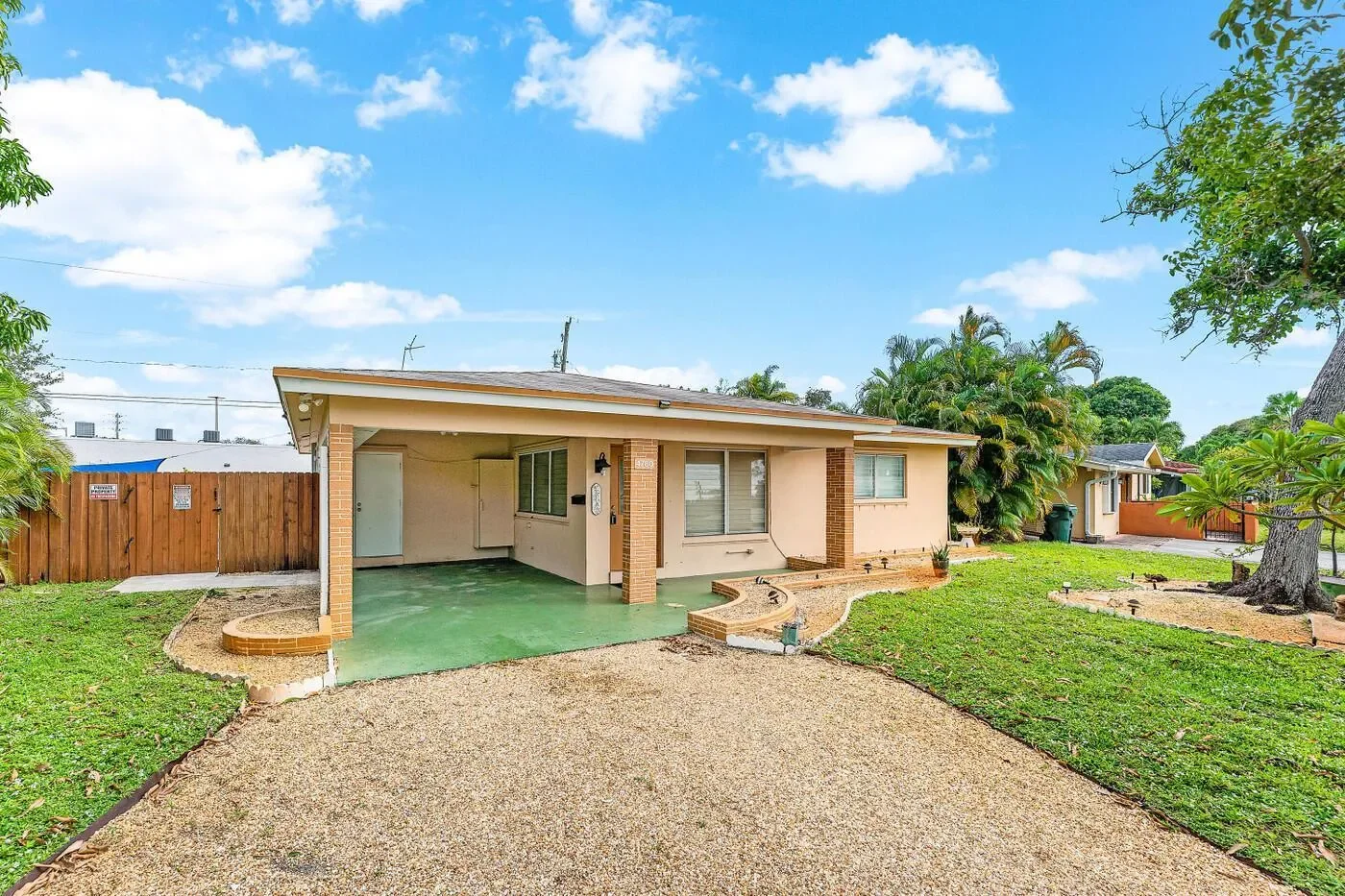 4780 NE 8th Terrace, Oakland Park, Florida, United States. - Photo 6