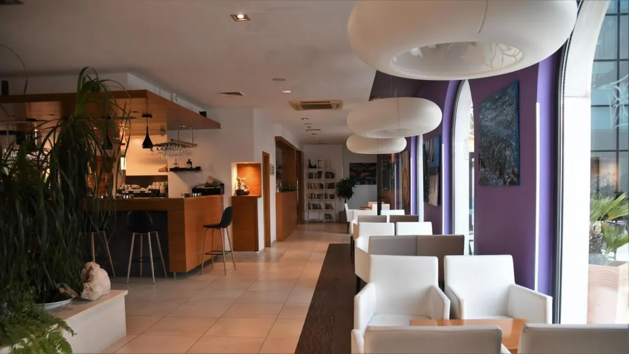 Gallery photo 10