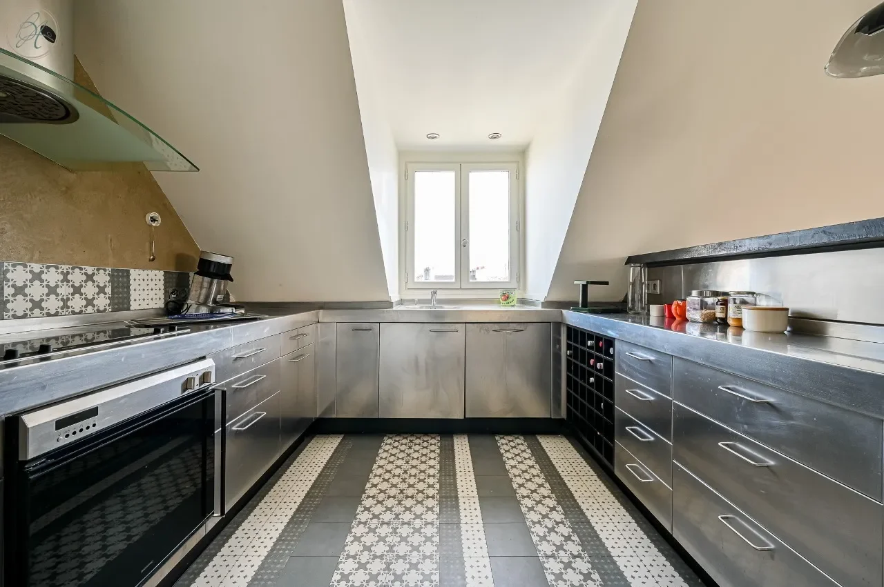 Paris, Île-de-France, France. - Photo 10