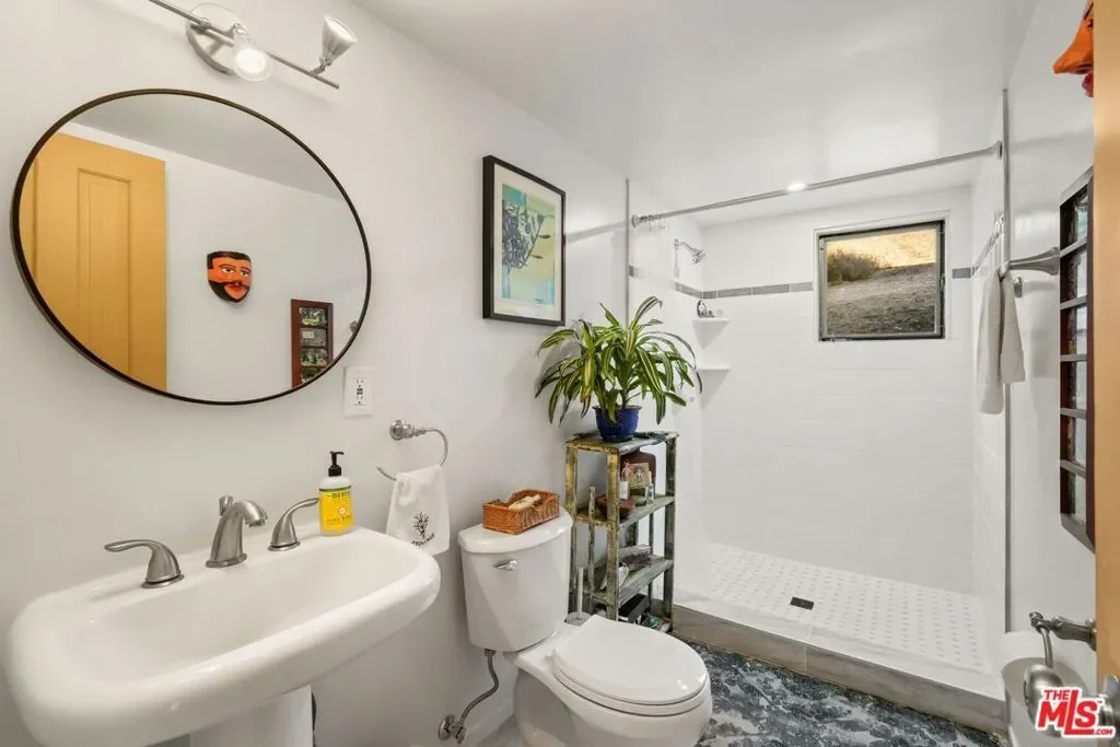 2158 Topanga Skyline Drive, Topanga, California, United States. - Photo 16