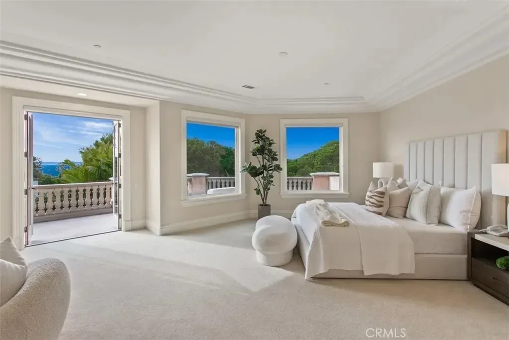 11 Shoreview, Newport Beach, California, United States. - Photo 10