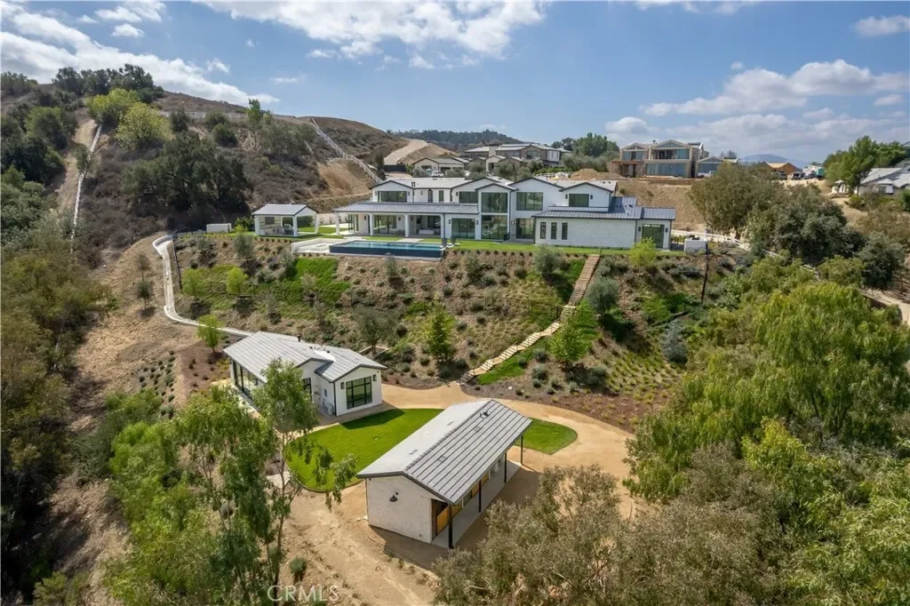 5340 WHITMAN Road, Hidden Hills, California, United States. - Photo 12
