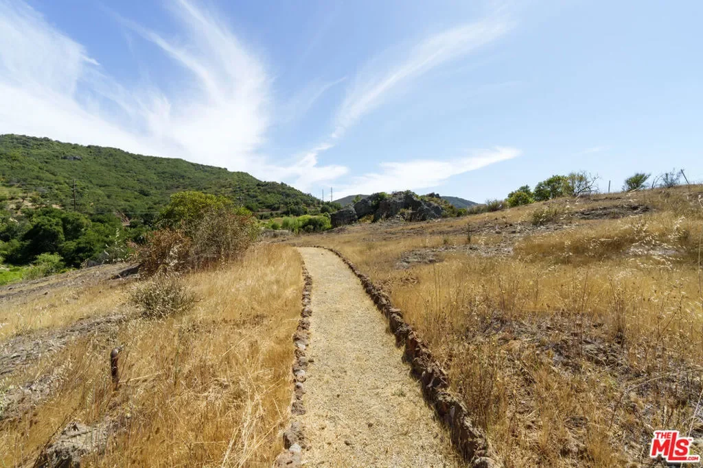 421 Westlake Boulevard, Malibu, California, United States. - Photo 9