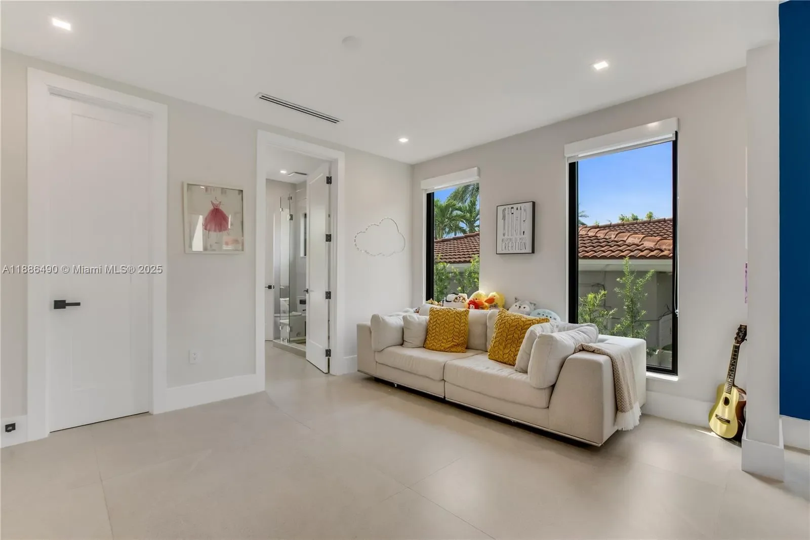 8826 Froude Ave, Bal Harbour, Florida, United States. - Photo 23