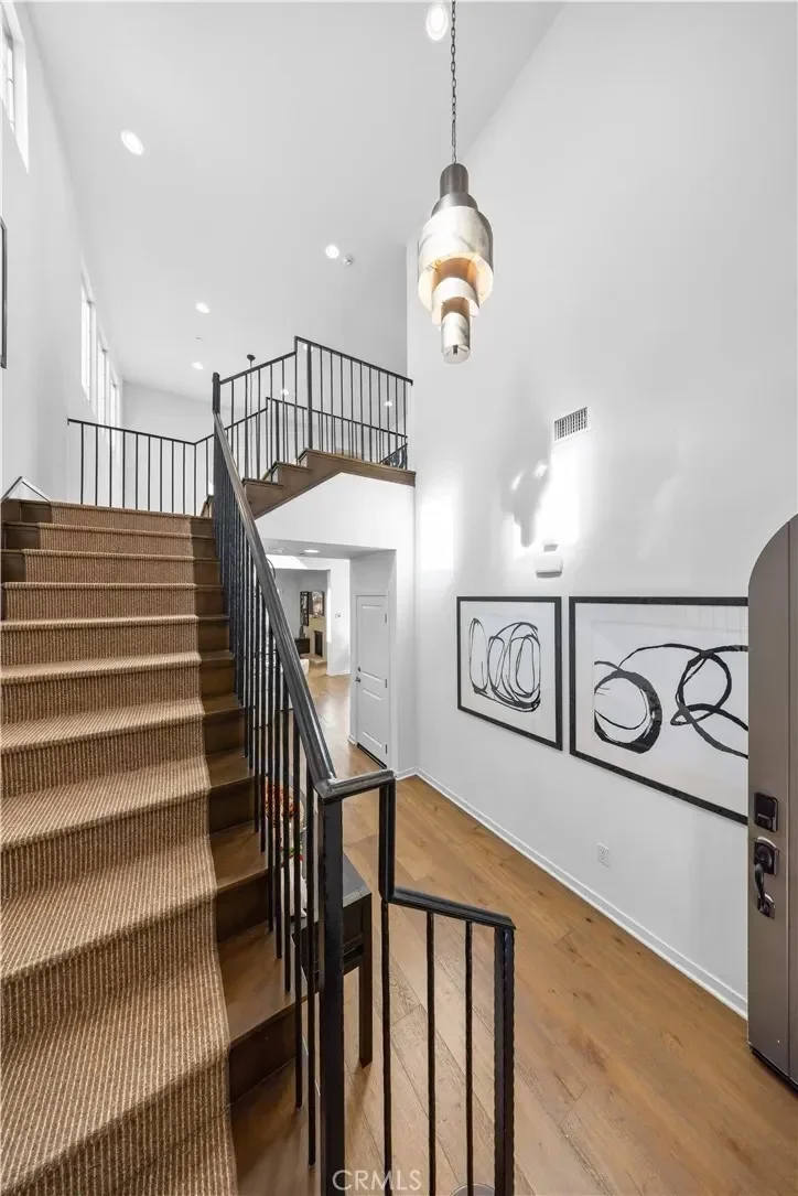 105 newall, Irvine, California, United States. - Photo 45