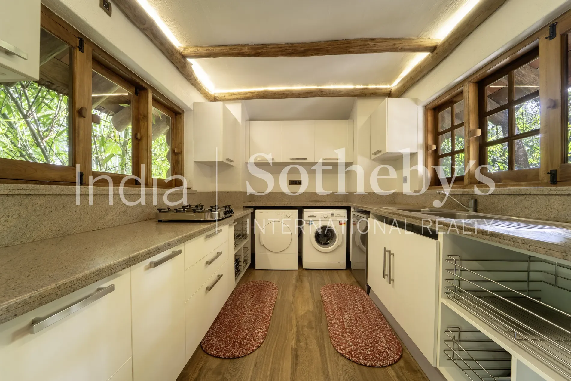 Gallery photo 2