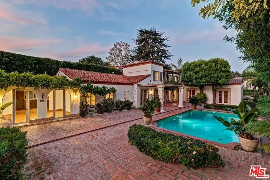 1017 Chevy Chase Drive, Beverly Hills, California, United States. - Photo 24