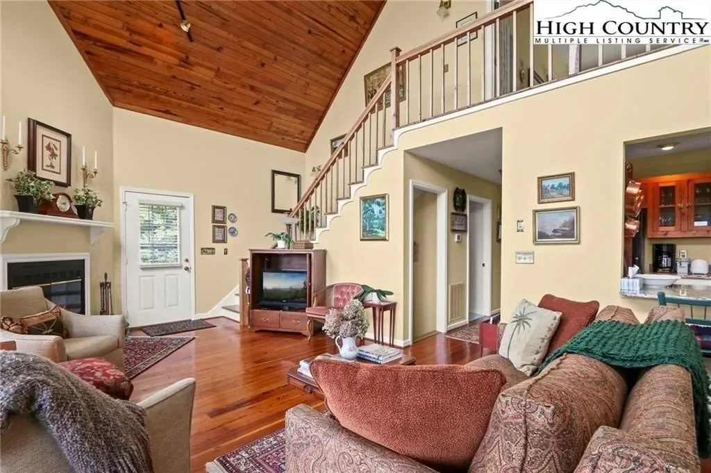 305 High Peak Drive, Boone, NC 28607, Boone, North Carolina, United States. - Photo 8