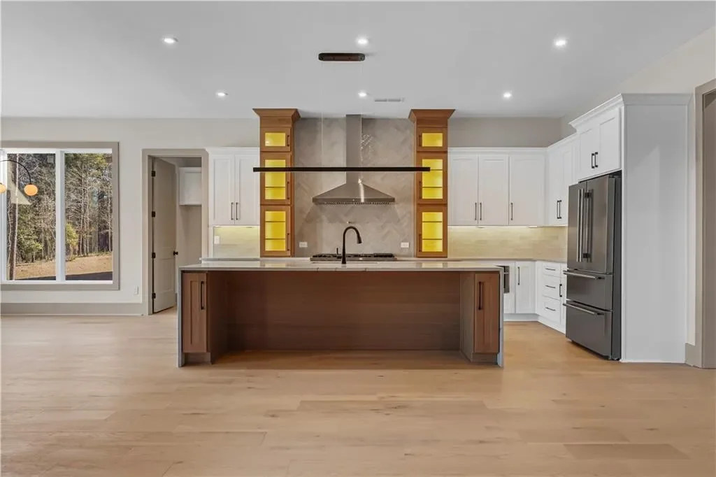 6084 BLUEWATER Boulevard, Gainesville, Georgia, United States. - Photo 5