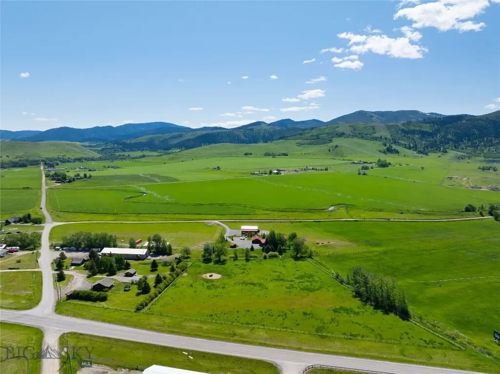 56 & 70 E Williams Road, Gallatin Gateway, Montana, United States. - Photo 20