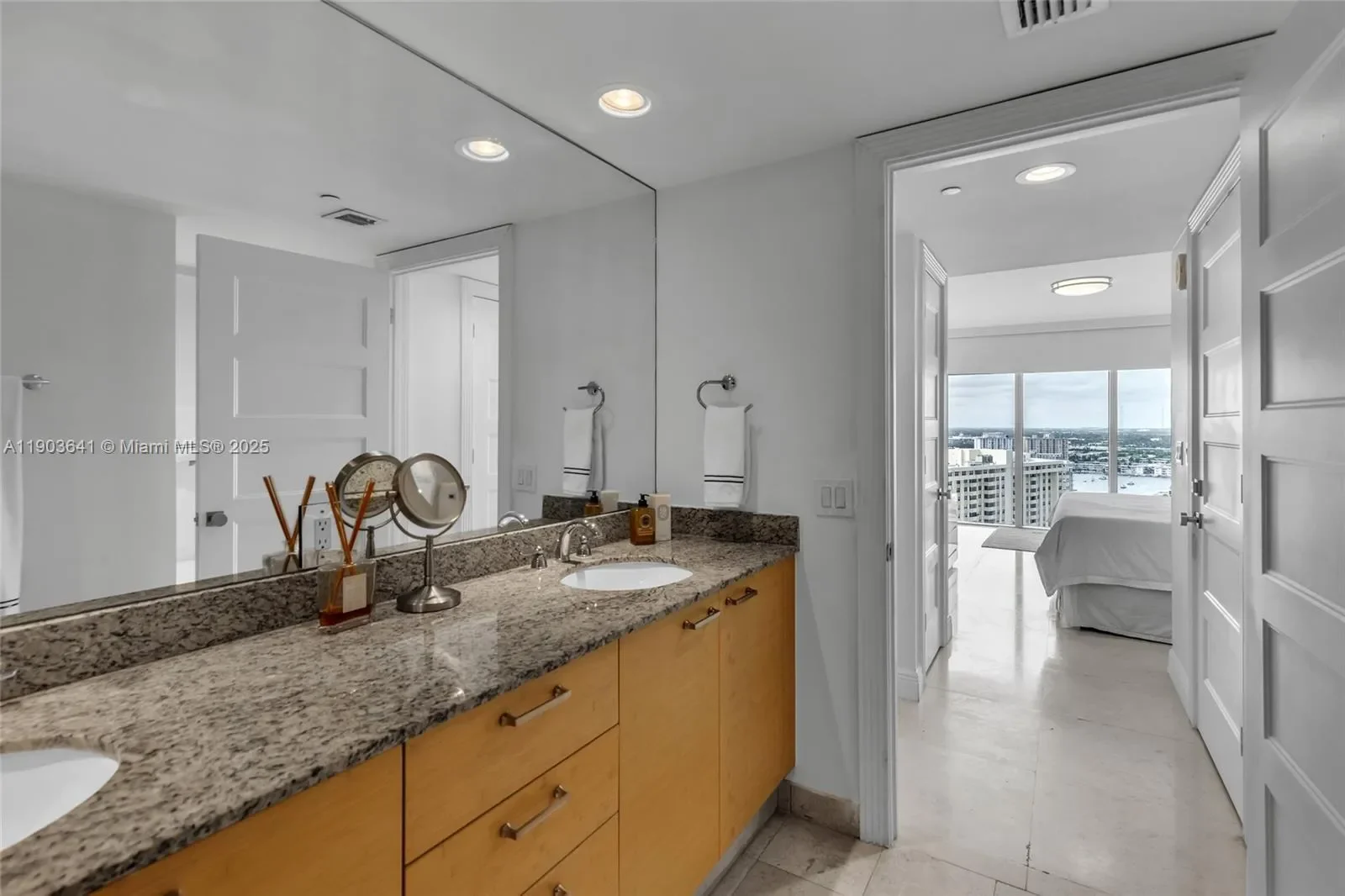1800 S Ocean Dr 2207, Hallandale Beach, Florida, United States. - Photo 39