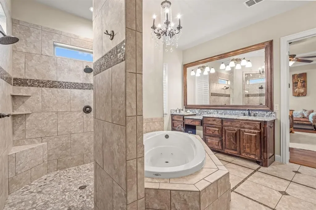 7756 Bella Milano Drive, Fort Worth, Texas, United States. - Photo 28