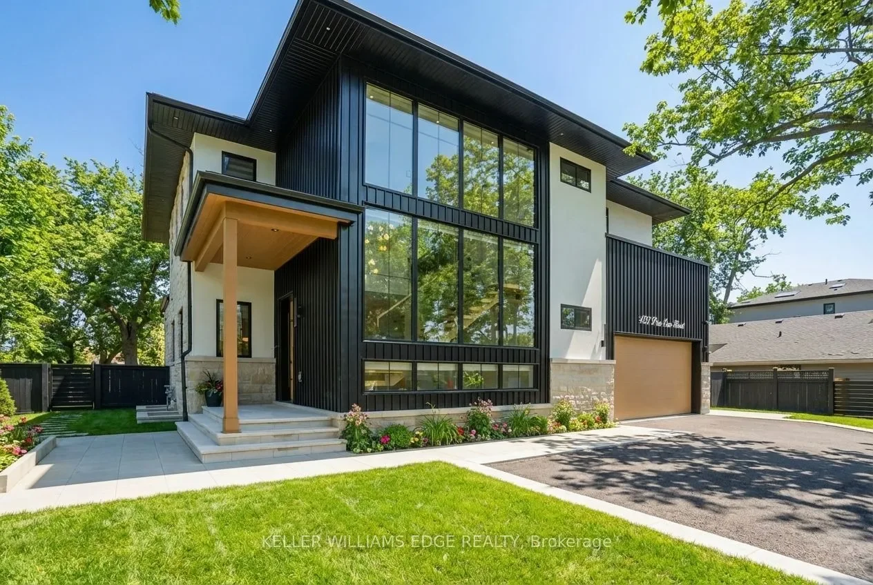 Exterior photo 3