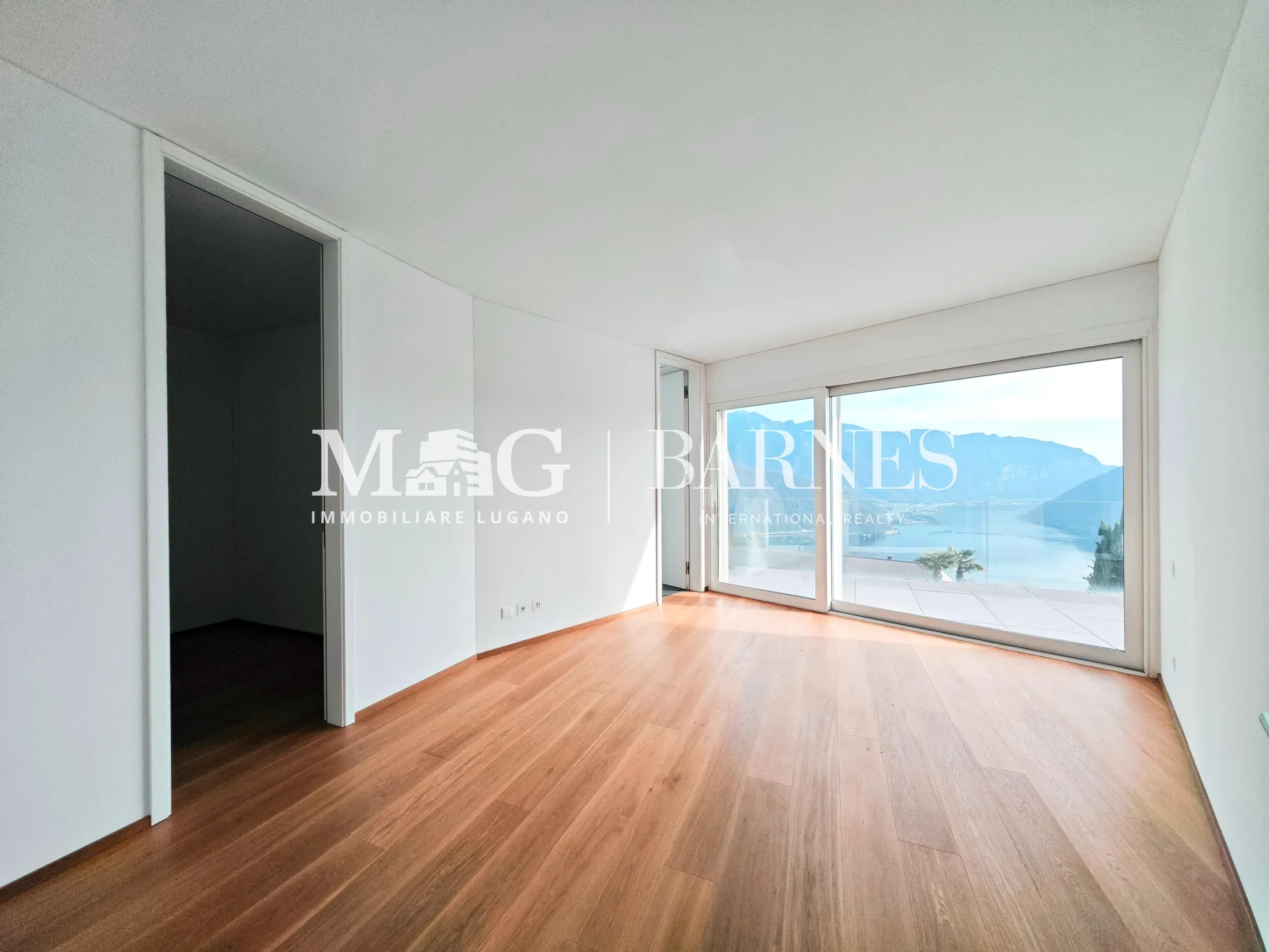 Lugano, Switzerland, Lugano, Ticino, Switzerland. - Photo 9