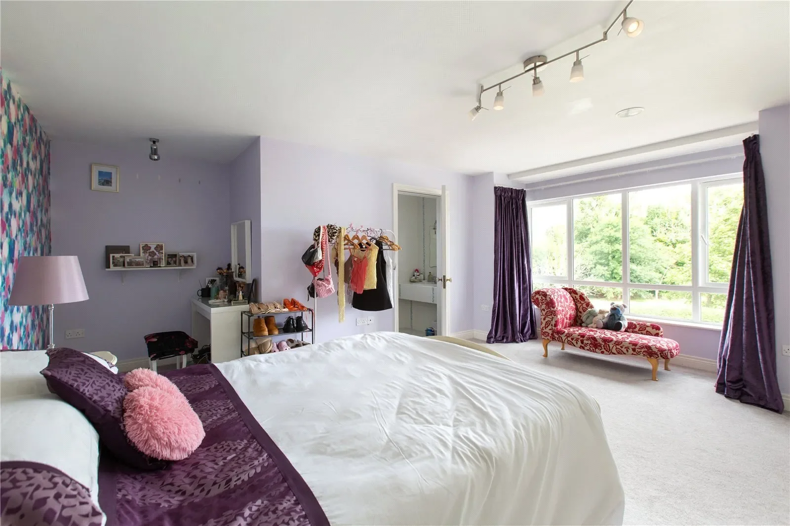 Gallery photo 12