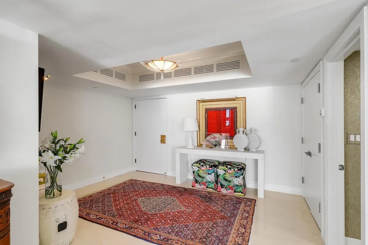 Gallery photo 3