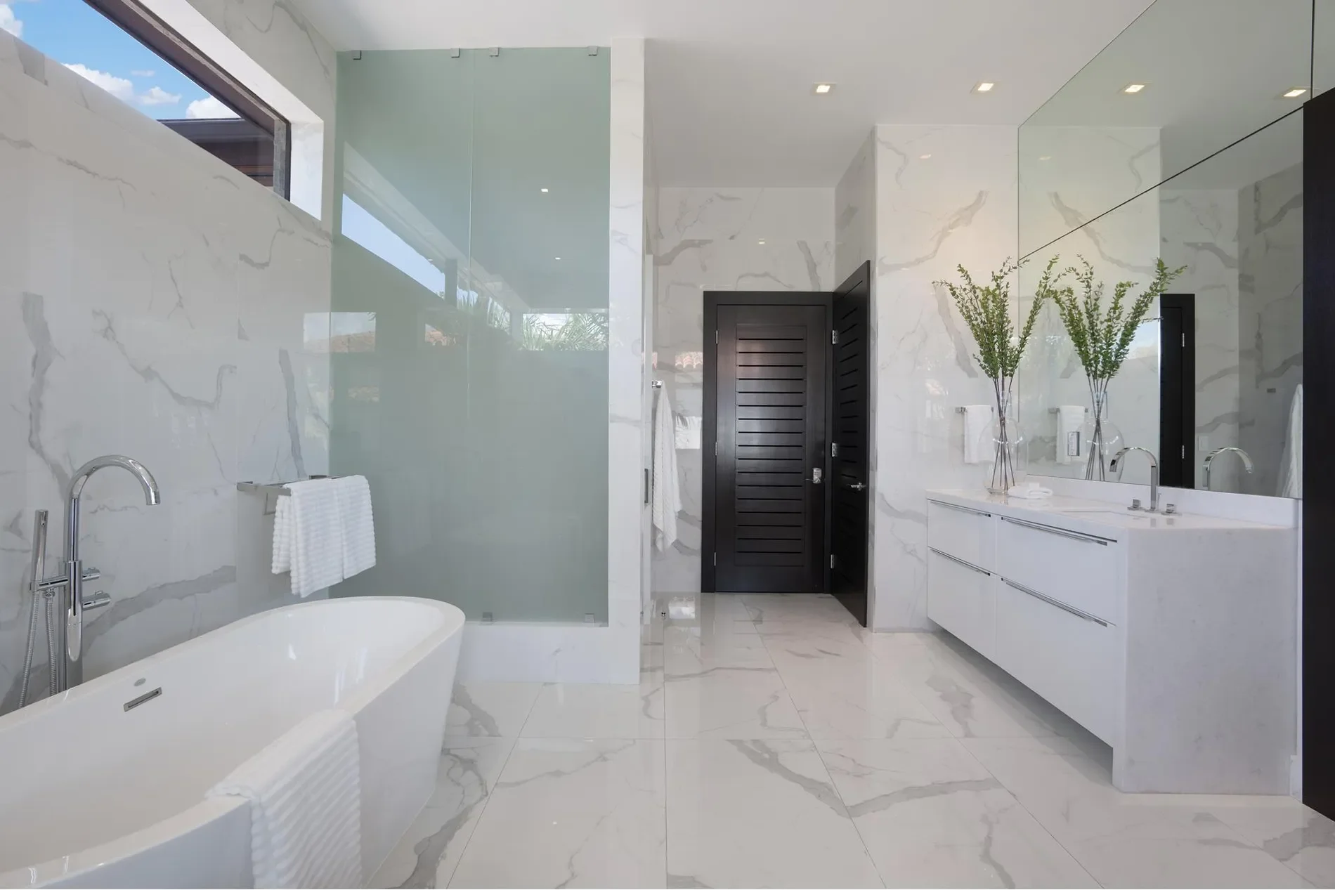 100 Bal Bay Dr, Bal Harbour, Florida, United States. - Photo 22