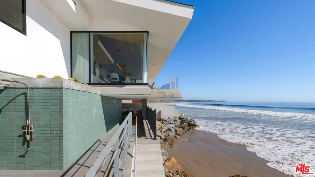 31388 Broad Beach Road, Malibu, California, United States. - Photo 49