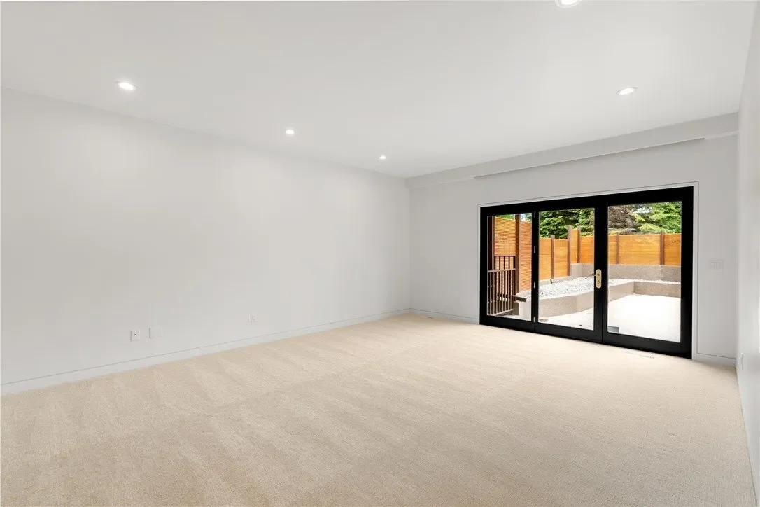 Gallery photo 2