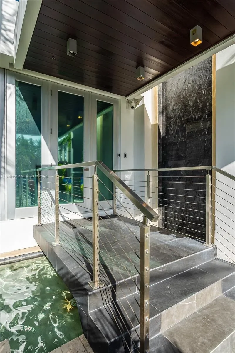 300 Royal Plaza Dr, Fort Lauderdale, Florida, United States. - Photo 16