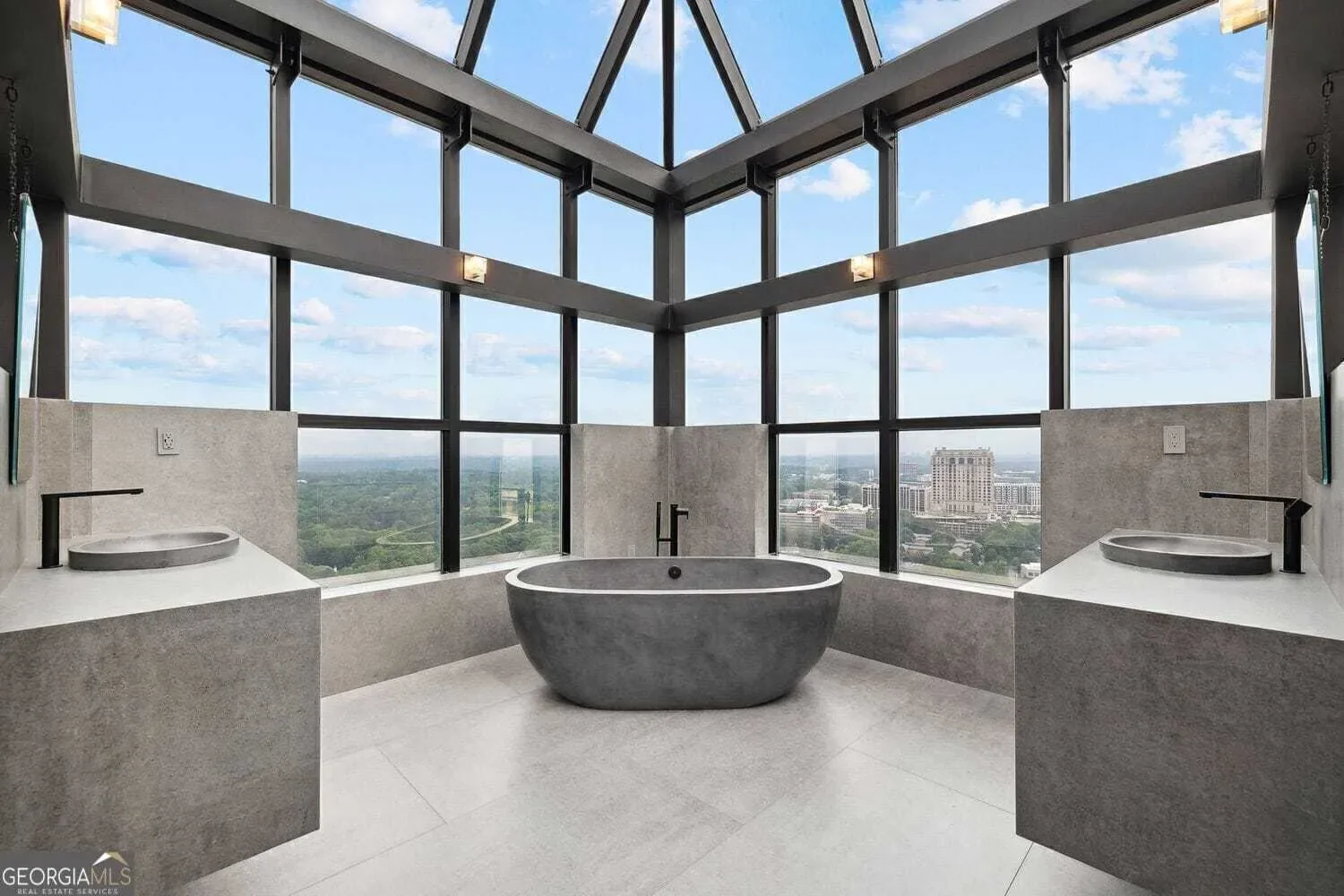 2828 Peachtree Road NW, Atlanta, Georgia, United States. - Photo 24