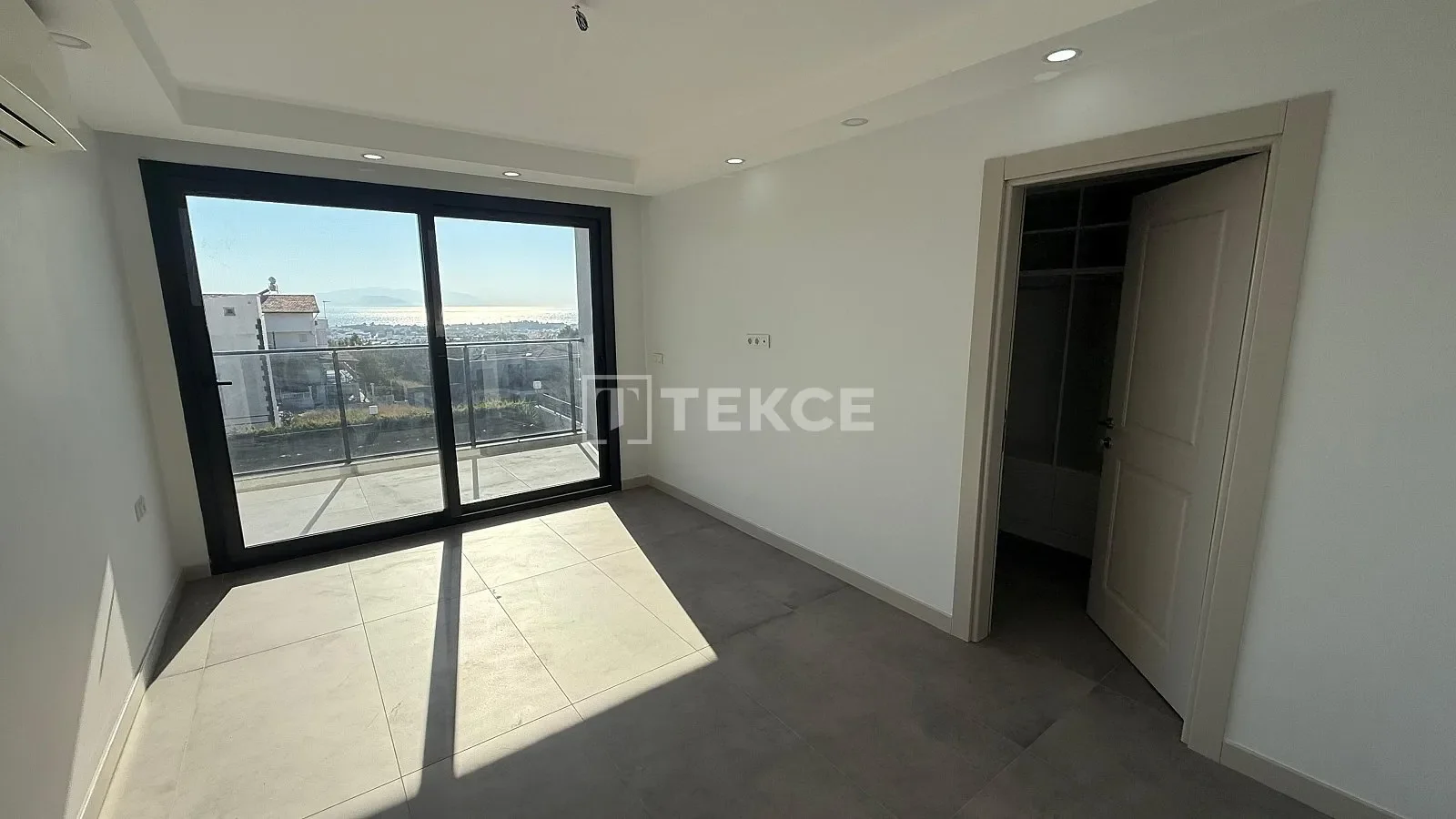 Gallery photo 8