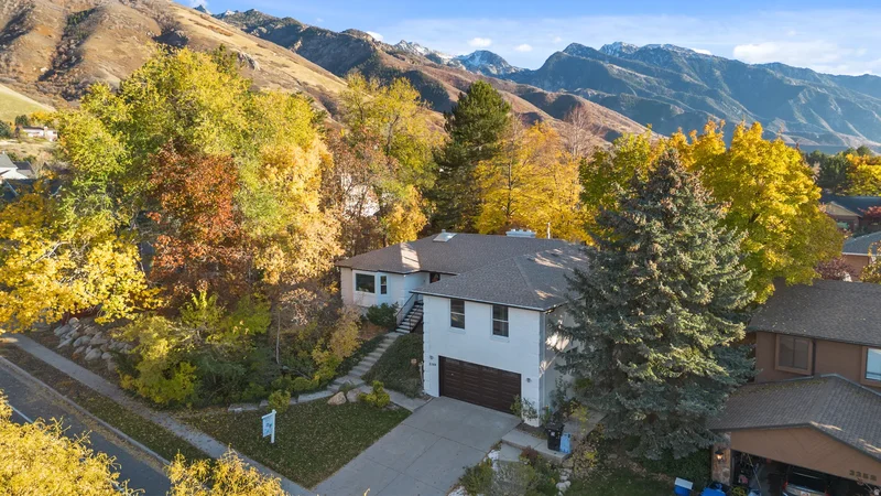 3364 E CREEK RD, Cottonwood Heights, Utah, United States. - Photo 39