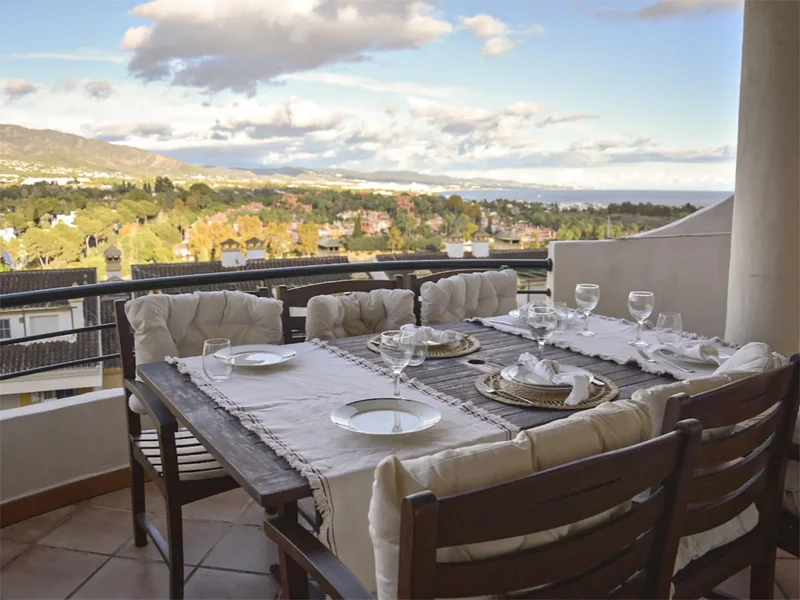 SPECTACULAR FLAT IN MARBELLA - NUEVA ANDALUCIA