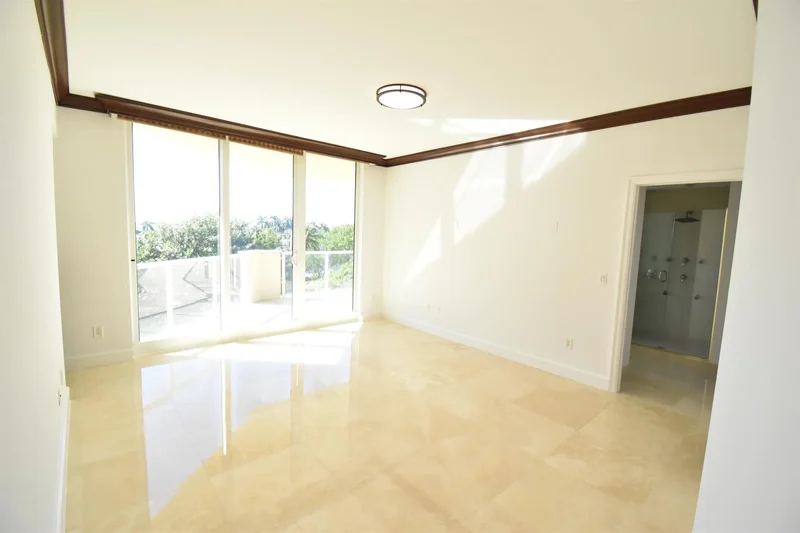 1063 Hillsboro Mile 301, Hillsboro Beach, Florida, United States. - Photo 30