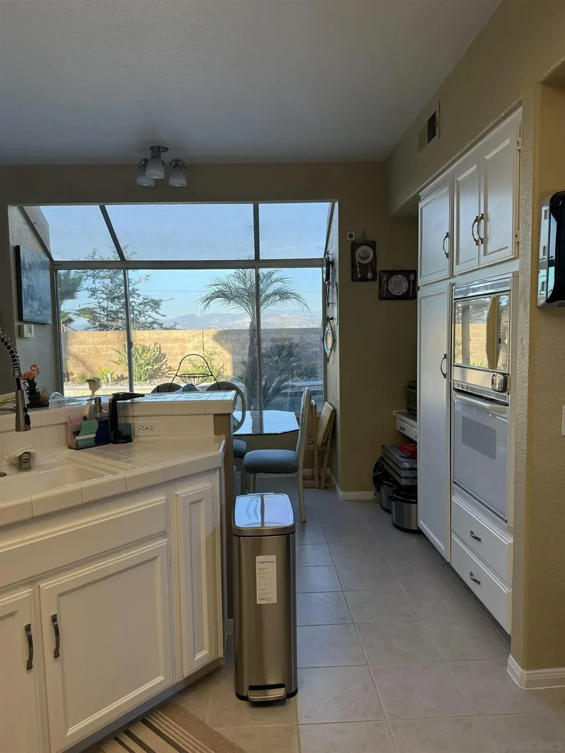 1676 W 11th Ave, Rancho Santa Fe, California, United States. - Photo 11