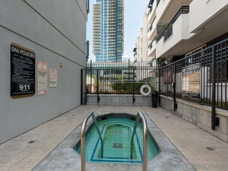 525 11th Ave Unit# 1405, San Diego, CA 92101, San Diego, California, United States. - Photo 9