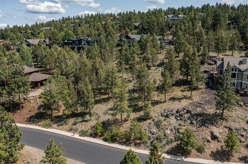 3341 NW Panorama Drive, Bend, Oregon, United States. - Photo 46
