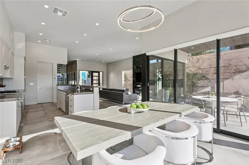 471 Serenity Point Drive, Henderson, Nevada, United States. - Photo 10