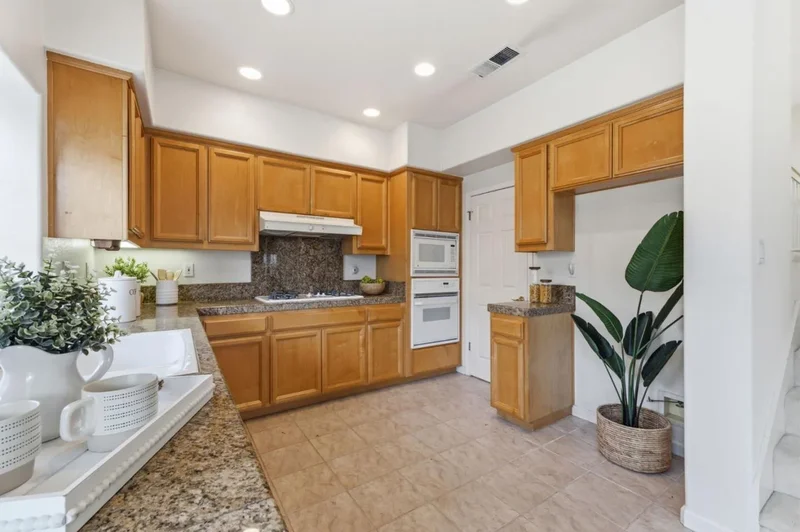 175 Avenida Espana, San Jose, California, United States. - Photo 12