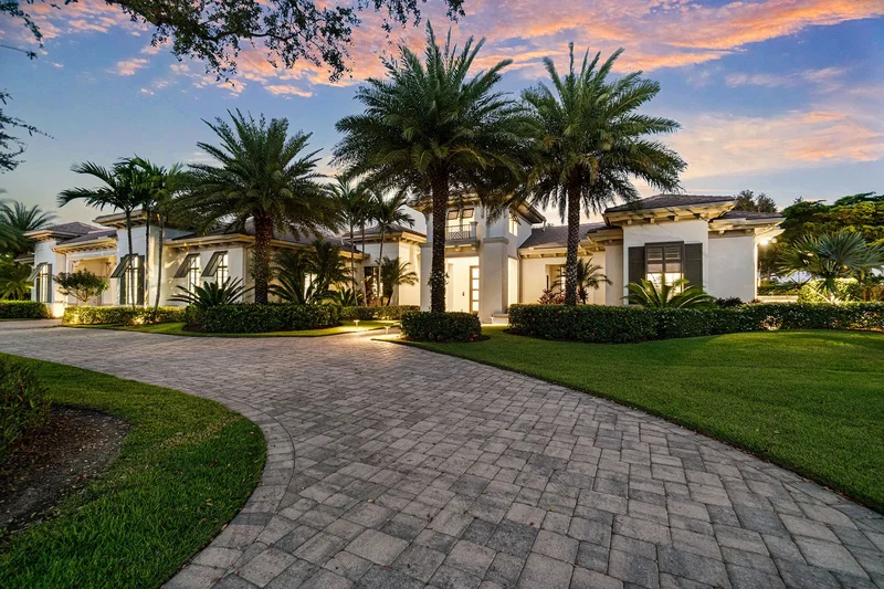 6188 Freemont Drive, Naples, FL 34119, Naples, Florida, United States. - Photo 7