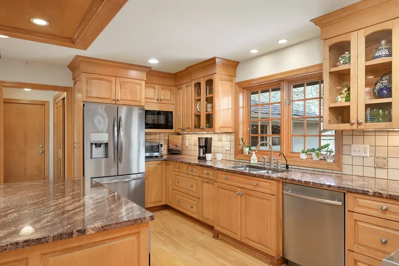2249 Summit Avenue, Saint paul, MN, USA, Saint Paul, Minnesota, United States. - Photo 19