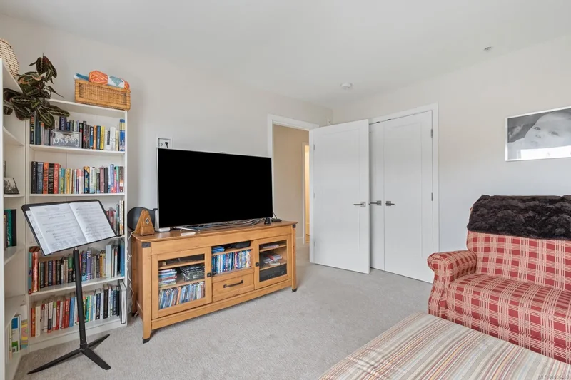 9889 Seventh St 7, Sidney, British Columbia, Canada. - Photo 27