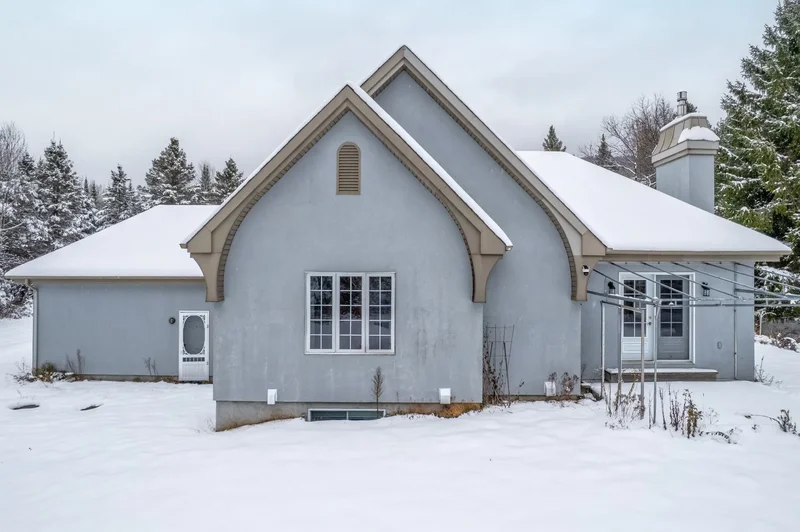 535 Rue …mond, Laurentides, Mont-Tremblant, Quebec, Canada. - Photo 45