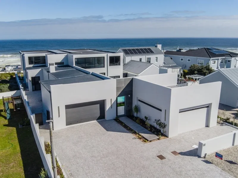 Luxury six bedroom villa with panoramic views