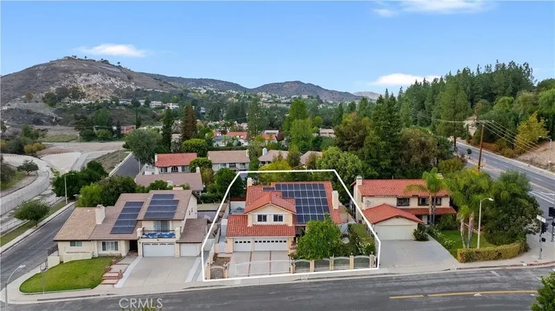 24411 Highlander Road, Bell Canyon, California, United States. - Photo 53