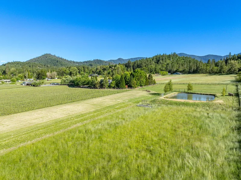 5719 Jerome Prairie, Grants Pass, OR, 97527, USA, Grants Pass, Oregon, United States. - Photo 76