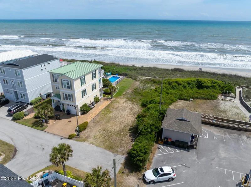111 Ocean Shore Lane, Pine Knoll Shores, NC 28512, Pine Knoll Shores, North Carolina, United States. - Photo 4