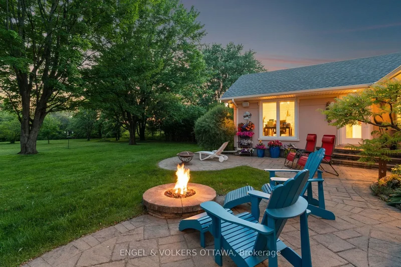 24 Doris Avenue, Ottawa, Ontario, Canada. - Photo 11