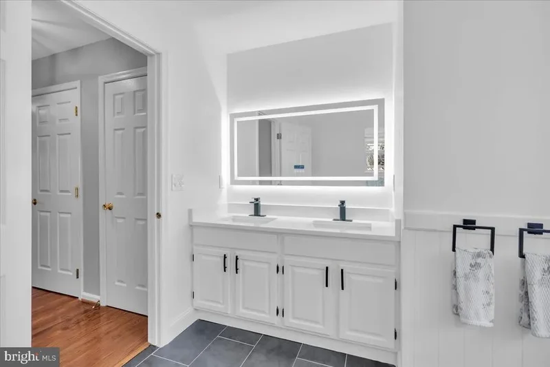 126 DEERFIELD AVE AVENUE, MARLTON, NJ 08053, Evesham Township, New Jersey, United States. - Photo 20