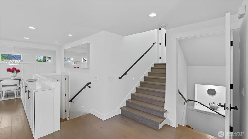 4527 W Raye Street, Seattle, WA, 98199, USA, Seattle, Washington, United States. - Photo 21