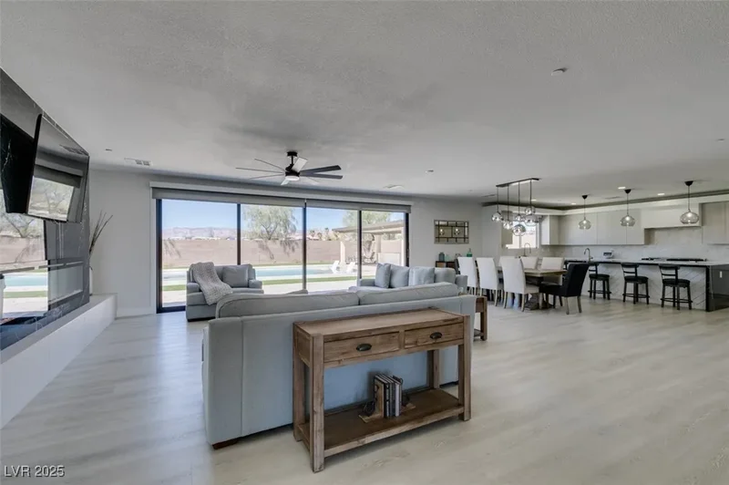 8741 Grand Pass Court, Las Vegas, Nevada, United States. - Photo 17