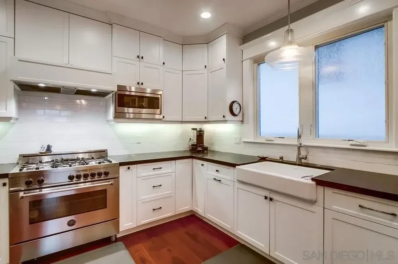240 B Avenue, Coronado, California, United States. - Photo 18