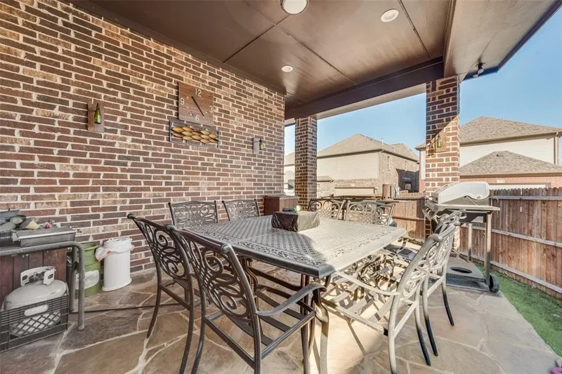 5056 Empire Way, Irving, Texas, United States. - Photo 19