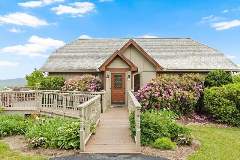 1725 Shawnee Road, Banner Elk, NC 28604, Banner Elk, North Carolina, United States. - Photo 10